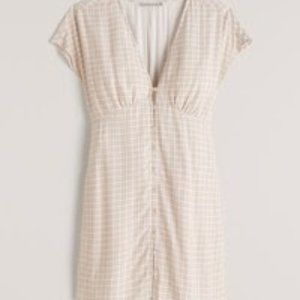 A&F Button-Down Dolman Sleeve Mini Dress in Cream Plaid. Size S